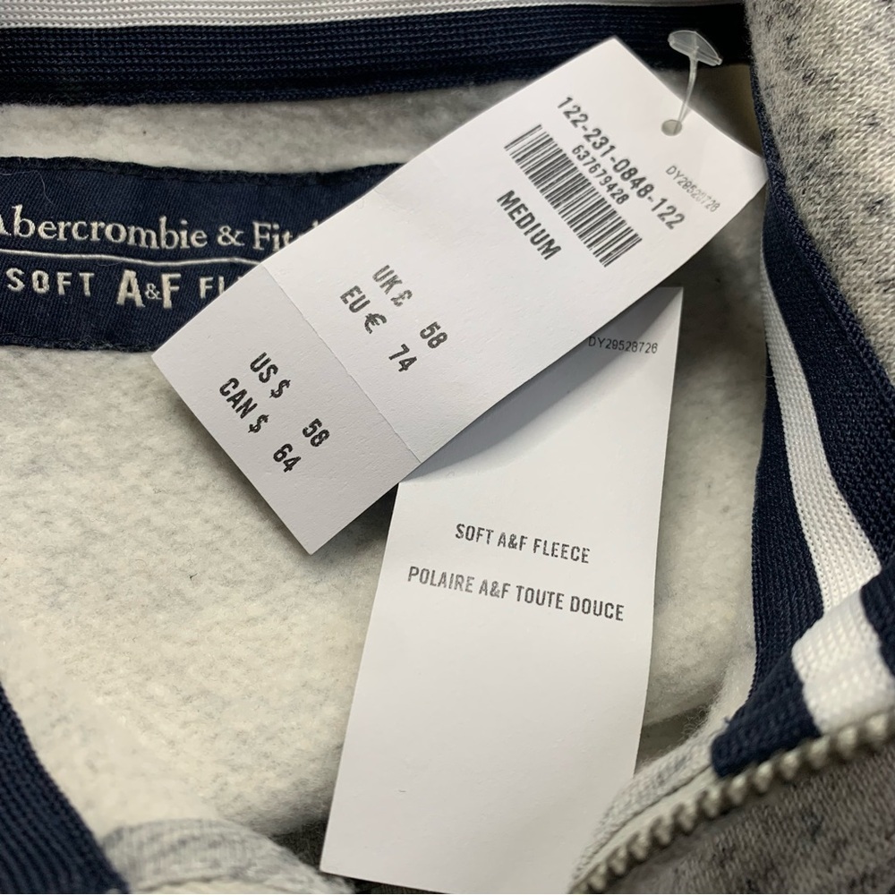 NWT Abercrombie & Fitch Medium 1/4 Zip Soft Fleece Pullover - Picture 8 of 9